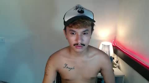 Snapshot of ethan_uwuxx chatting on June 7, 5:11 am DAVE online show from June 7, 5:11 am