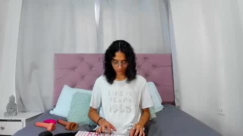 ethanblackwoodd online show from February 16, 9:00 pm