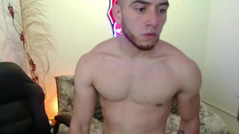 Snapshot of ethanblaze_ chatting on November 3, 11:44 am ethanblaze_ online show from November 3, 11:44 am