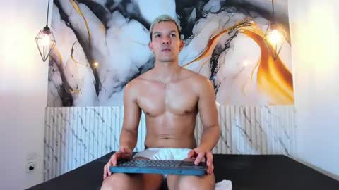 ethancarter_ online show from June 15, 7:38 pm