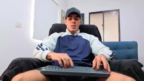 ethangreey1 online show from February 15, 3:09 pm