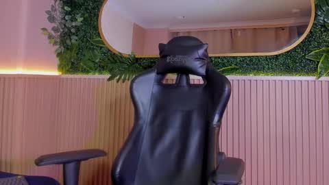 ethanlowell online show from January 14, 4:29 am