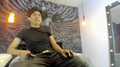 Snapshot of ethann1_ chatting on October 21, 4:19 pm ETHAN online show from October 21, 4:19 pm