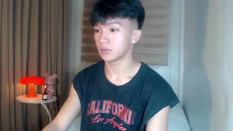 Rey online show from April 1, 1:01 pm