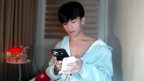 Snapshot of etherealboytoy4hire chatting on June 26, 5:17 pm Rey online show from June 26, 5:17 pm