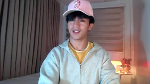 Snapshot of etherealboytoy4hire chatting on July 9, 11:25 am Rey online show from July 9, 11:25 am