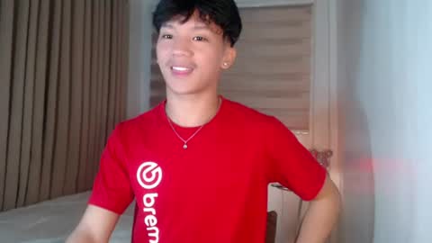 Snapshot of etherealboytoy4hire chatting on July 22, 12:08 pm Rey online show from July 22, 12:08 pm