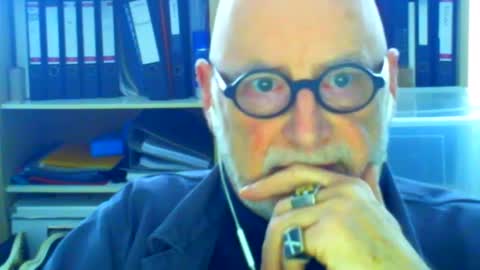 Snapshot of etonne chatting on February 27, 11:31 am etonne online show from February 27, 11:31 am