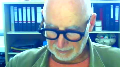 Snapshot of etonne chatting on October 3, 10:45 am etonne online show from October 3, 10:45 am