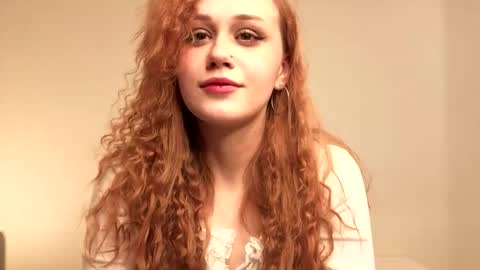 Snapshot of etta_jane chatting on April 13, 3:28 pm etta_jane online show from April 13, 3:28 pm