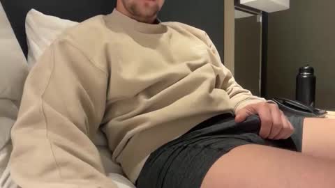 Snapshot of eu_dude chatting on November 25, 1:38 am eu_dude online show from November 25, 1:38 am