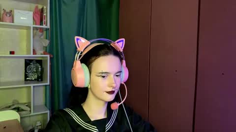 Snapshot of eunabiddlecome chatting on March 2, 11:06 am Kate online show from March 2, 11:06 am