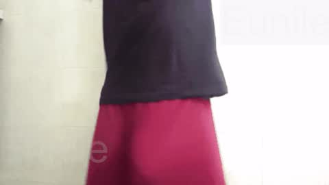 eunile online show from December 14, 11:59 am