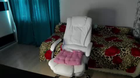 Eva online show from July 17, 9:27 am