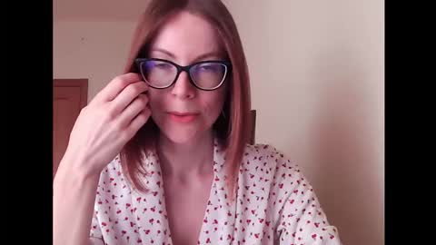 Snapshot of eva_cutesmile chatting on September 22, 12:51 pm Eva online show from September 22, 12:51 pm