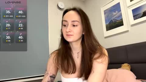 Eva  online show from December 19, 2:35 pm