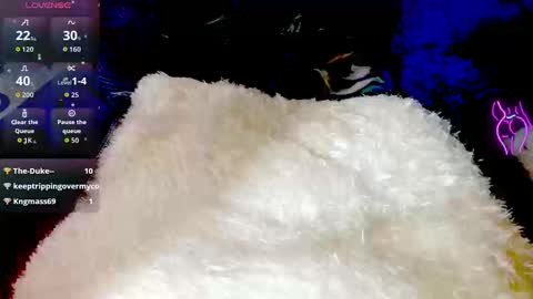 EVA online show from March 10, 3:39 pm