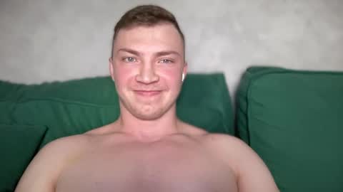 Eva and Iron online show from March 31, 10:10 pm