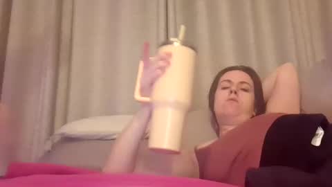 Eva  Jake online show from March 8, 9:06 am