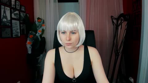 Eva online show from October 26, 8:15 pm