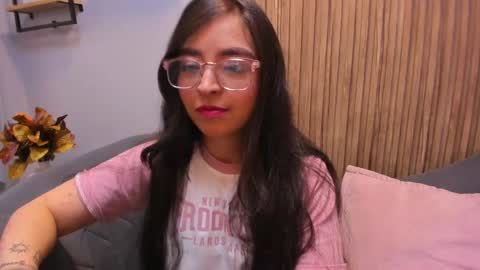 Angelinne online show from January 8, 2:46 am