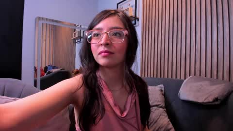 Angelinne online show from September 20, 11:33 am