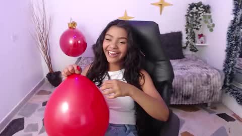 Eva  online show from December 16, 4:39 am