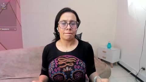 Eva  online show from October 15, 3:01 pm