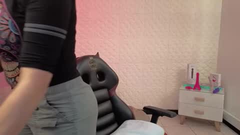 Eva  online show from March 19, 2:32 pm