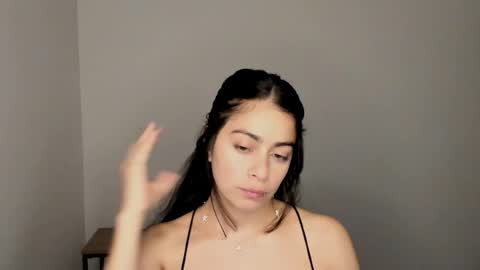 Snapshot of eva_monn chatting on June 2, 12:23 am eva_monn online show from June 2, 12:23 am