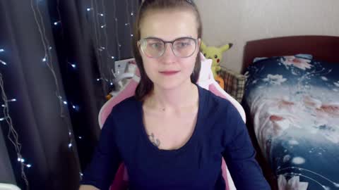 Snapshot of eva_orchid chatting on January 6, 12:46 pm Eva online show from January 6, 12:46 pm