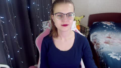 Snapshot of eva_orchid chatting on January 7, 9:40 am Eva online show from January 7, 9:40 am