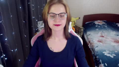 Snapshot of eva_orchid chatting on January 8, 4:00 pm Eva online show from January 8, 4:00 pm