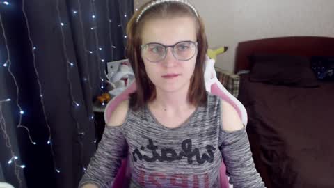 Snapshot of eva_orchid chatting on January 12, 9:40 am Eva online show from January 12, 9:40 am