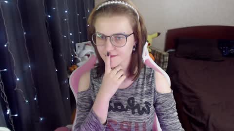 Snapshot of eva_orchid chatting on January 12, 12:44 pm Eva online show from January 12, 12:44 pm
