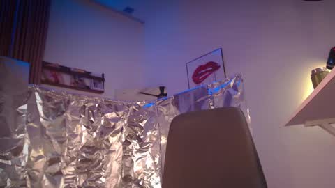 Snapshot of eva_quagmire chatting on February 24, 7:30 pm Eva online show from February 24, 7:30 pm