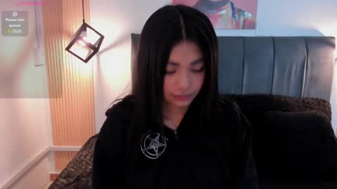 Eva   Emily online show from September 11, 12:05 pm