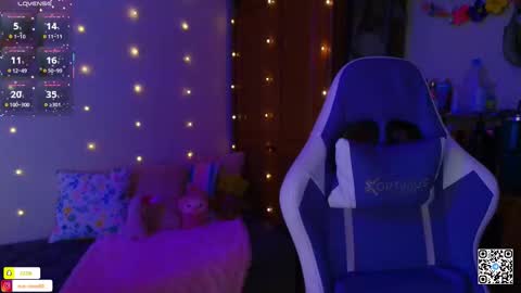 Snapshot of eva_rosse69 chatting on February 21, 12:06 pm Eva online show from February 21, 12:06 pm