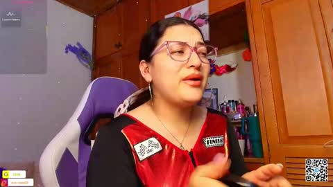 Snapshot of eva_rosse69 chatting on March 23, 12:09 pm Eva online show from March 23, 12:09 pm