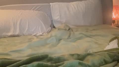 Snapshot of eva_s_424 chatting on October 30, 10:54 pm eva_s_424 online show from October 30, 10:54 pm