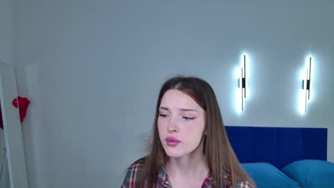 eva_sailor online show from May 10, 11:04 am