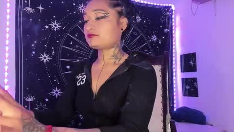 Snapshot of eva_sanderslee chatting on November 22, 8:46 am Eva online show from November 22, 8:46 am