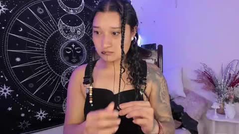 Snapshot of eva_sanderslee chatting on February 15, 9:08 am Eva online show from February 15, 9:08 am