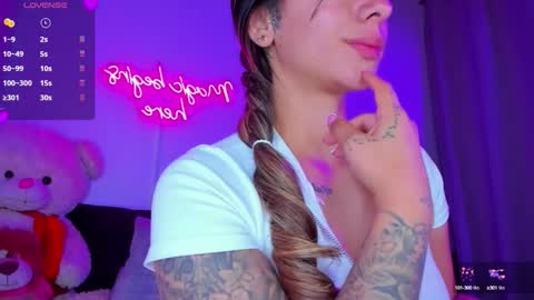 Eva Shinee online show from October 15, 11:10 am