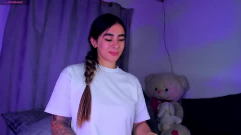 Eva Shinee online show from February 3, 11:21 pm