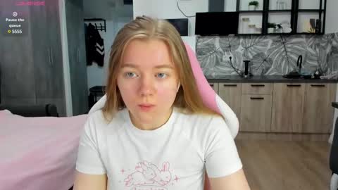 Eva online show from December 22, 5:23 am
