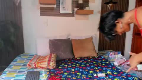 Eva online show from May 1, 1:59 pm