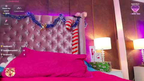 EVA CLOEE online show from December 11, 8:58 am