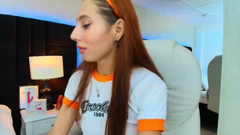 EVA CLOEE online show from September 13, 3:50 am