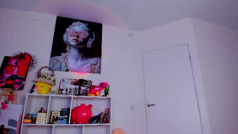 Eva online show from June 30, 11:33 am